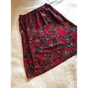 V T G | Spanish long skirt